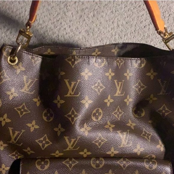 LOUIS VUITTON Monogram Canvas Metis Bag - Picture 2 of 4